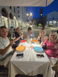 454396760 466351229700955 7265020195961799829 n Enoturistica - Bollicine di Francia