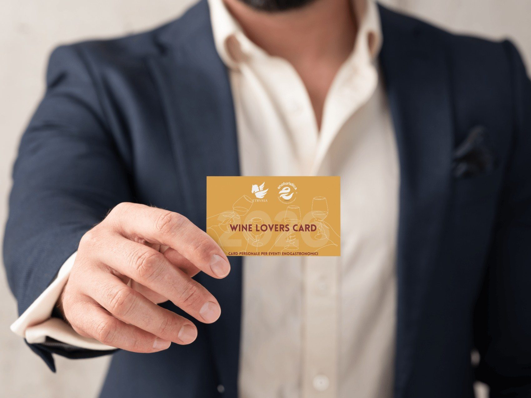 2 21 Enoturistica - Wine Lovers Card